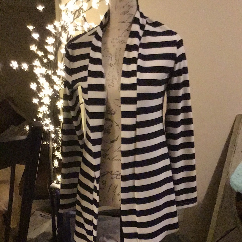 Sweet navy striped cardigan, length 30”